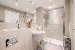 Photo 17- click for photo gallery